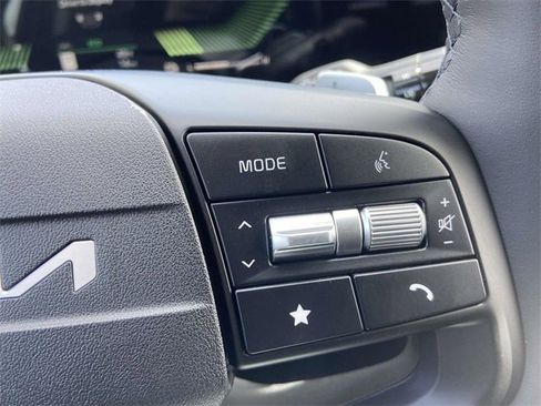 New 2026 Kia Sportage LX image 15