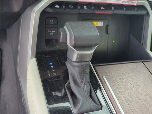 Used 2024 Toyota Tundra Capstone AWD/4WD image 22
