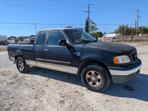 Used 2000 Ford F150 2WD SuperCab image 2