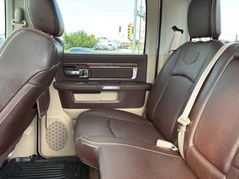 Used 2015 RAM 3500 Laramie Longhorn w/ Convenience Group AWD/4WD image 46