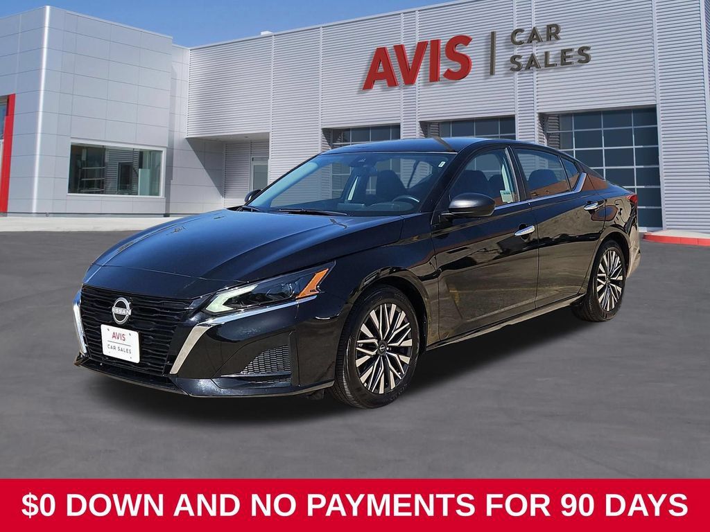 Used 2025 Nissan Altima 2.5 SV FWD image 1