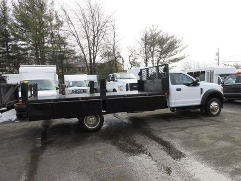 Used 2022 Ford F550 2WD Regular Cab Super Duty image 31