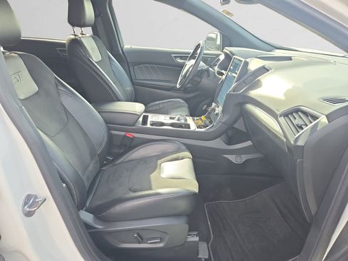 Used 2022 Ford Edge ST w/ Equipment Group 401A image 15
