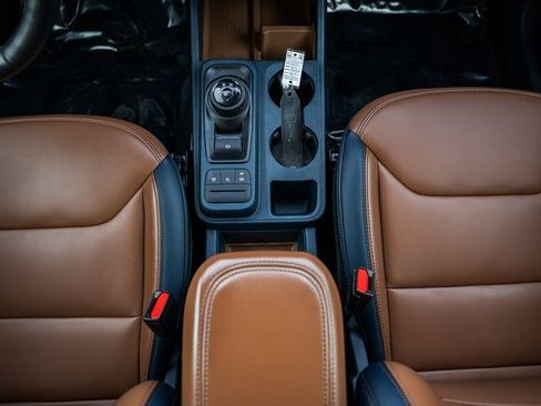 Used 2022 Ford Maverick Lariat w/ Lariat Luxury Package image 29