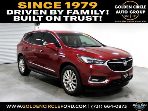 Used 2019 Buick Enclave Essence w/ LPO, Luxury Package image 1