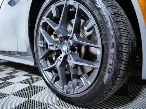 Used 2025 BMW 330i xDrive Sedan image 2