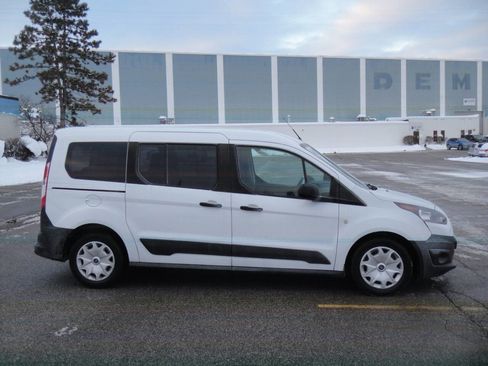 Used 2018 Ford Transit Connect XL image 5