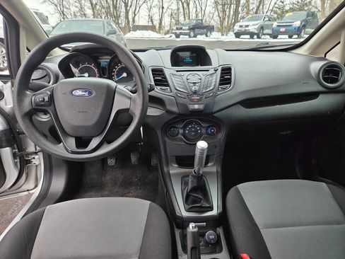 Used 2015 Ford Fiesta S image 19
