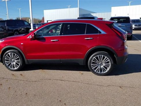 Certified 2024 Cadillac XT4 Premium Luxury image 6