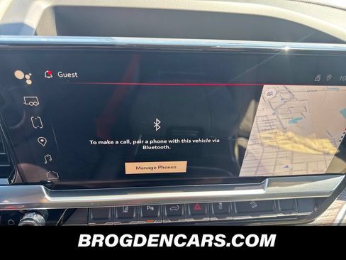 New 2026 GMC Sierra 3500 SLT w/ SLT Premium Package AWD/4WD image 5