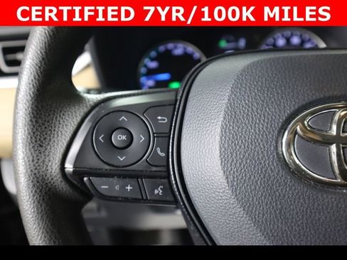 Used 2021 Toyota RAV4 LE image 23