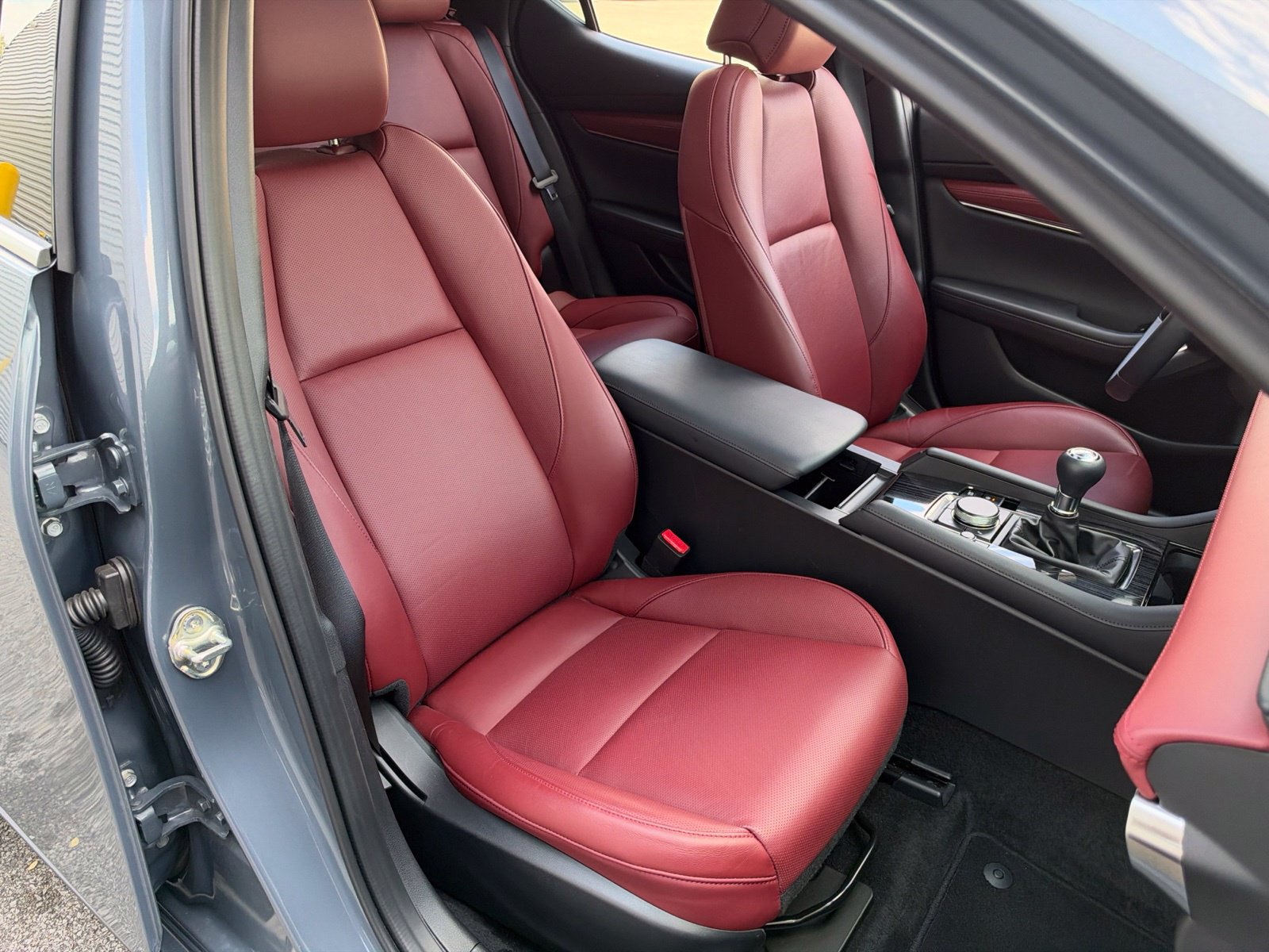 Certified 2024 MAZDA MAZDA3 s FWD image 35