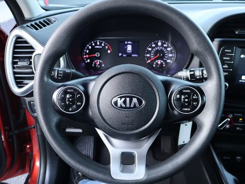 Used 2021 Kia Soul LX image 20