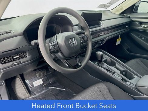 Used 2025 Honda Accord SE image 17