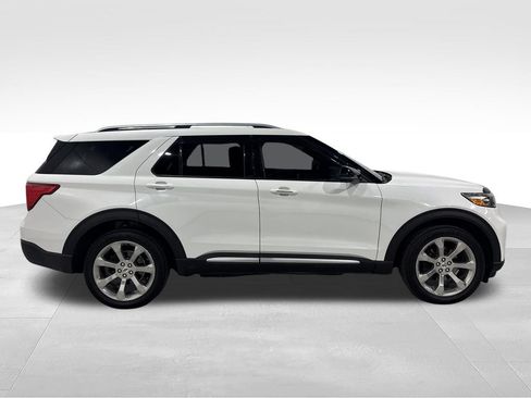 Used 2020 Ford Explorer Platinum w/ Premium Technology Package AWD/4WD image 22