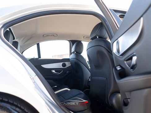 Used 2015 Mercedes-Benz C 300 C 300 w/ Hands-Free Access Package image 19