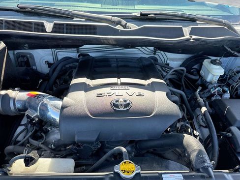 Used 2016 Toyota Tundra SR5 w/ TRD Off Road Package AWD/4WD image 25