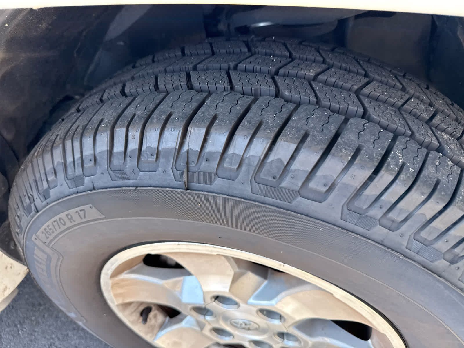 Used 2011 Toyota 4Runner SR5 RWD image 2