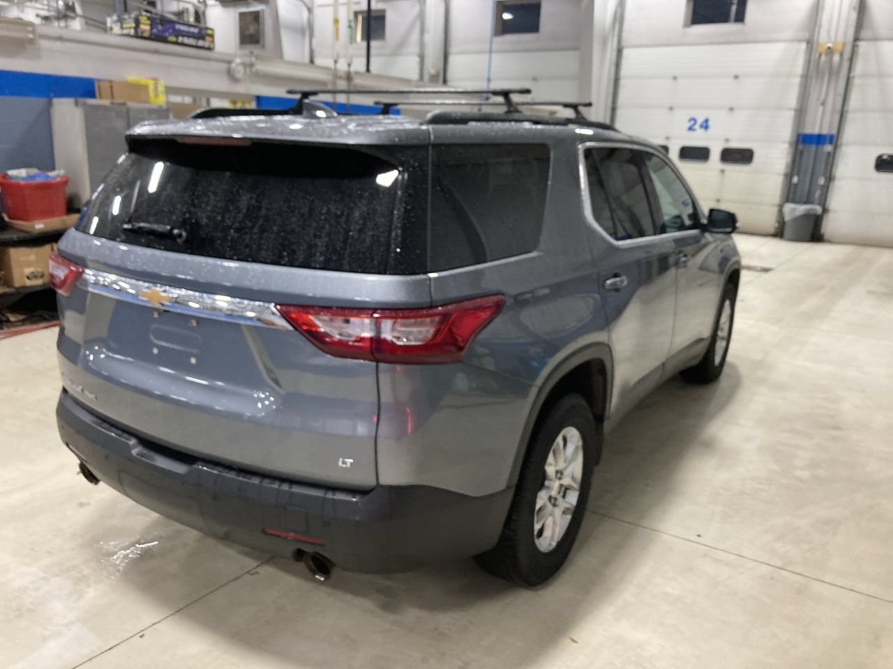 Used 2021 Chevrolet Traverse LT AWD/4WD image 7