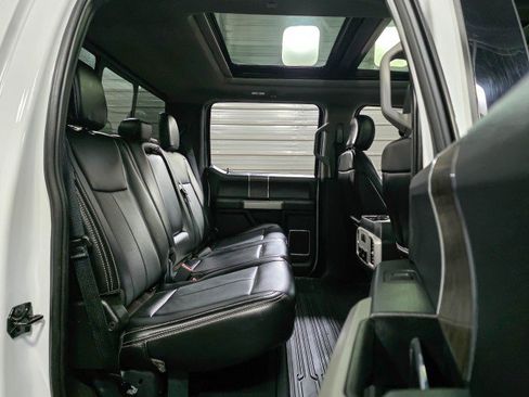 Used 2020 Ford F350 Lariat w/ Lariat Ultimate Package AWD/4WD image 19