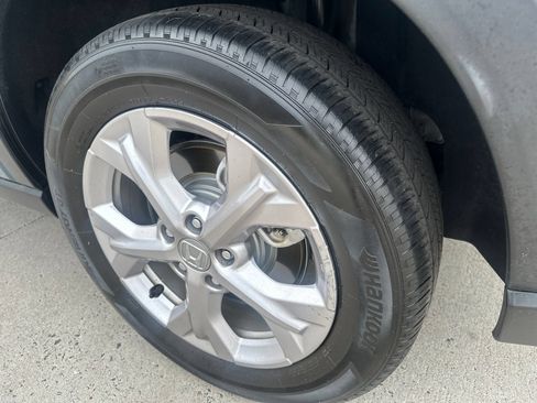 Used 2024 Honda HR-V LX image 10