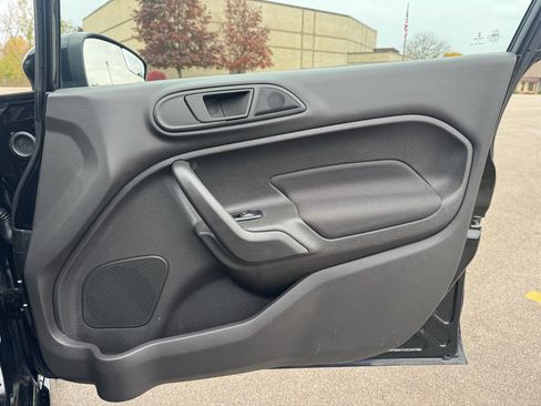 Used 2019 Ford Fiesta ST-Line w/ ST Line Cold Weather Package image 28