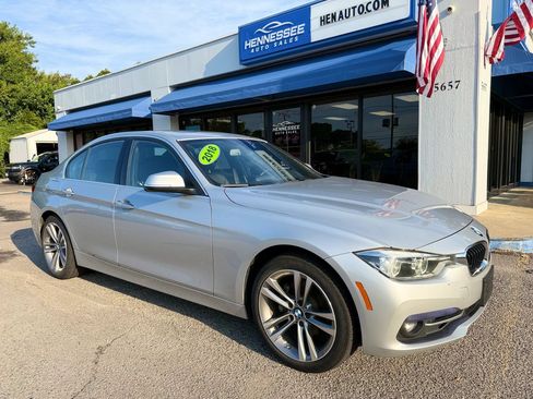 Used 2018 BMW 330i xDrive Sedan AWD/4WD image 1