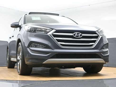 Used 2017 Hyundai Tucson Value AWD/4WD image 46