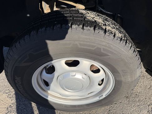 Used 2013 Ford F150 XL w/ Mid Equipment Group RWD image 10