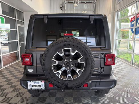 Used 2024 Jeep Wrangler Unlimited Sahara AWD/4WD image 5