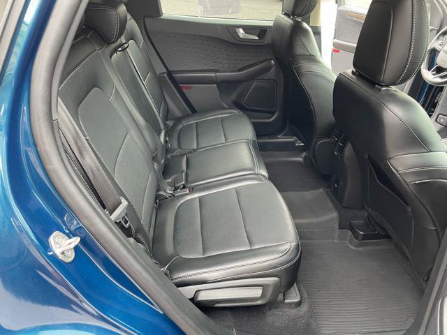 Used 2020 Ford Escape Titanium AWD/4WD image 24