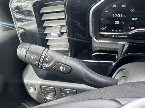 Used 2022 GMC Sierra 1500 Elevation image 21