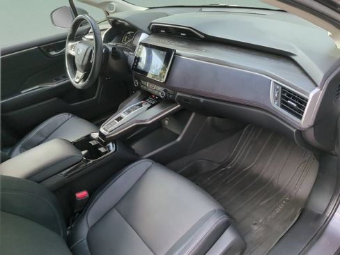 Certified 2018 Honda Clarity Touring image 20
