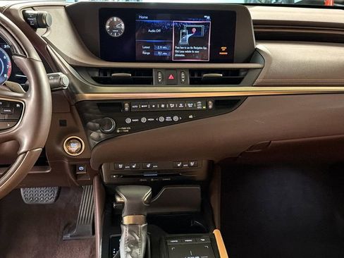 Used 2019 Lexus ES 350 w/ Premium Package image 16