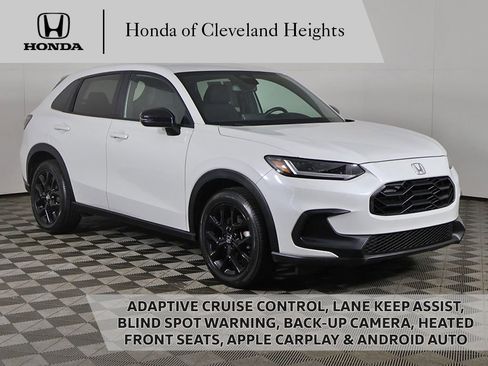 Used 2023 Honda HR-V Sport image 1