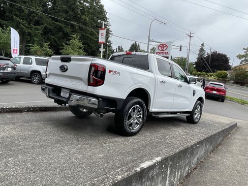 Used 2024 Ford Ranger Lariat w/ FX4 Off-Road Package AWD/4WD image 8