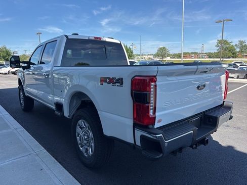 New 2025 Ford F250 Lariat w/ Lariat Ultimate Package image 5