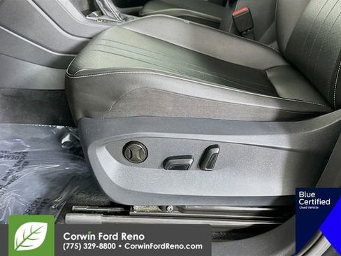 Used 2022 Volkswagen Tiguan SE image 22