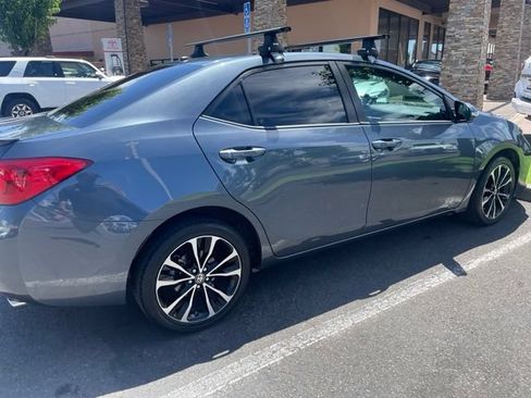 Used 2017 Toyota Corolla SE w/ SE Premium Package FWD image 21