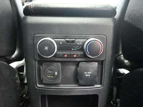 Used 2020 Ford Explorer Platinum AWD/4WD image 32