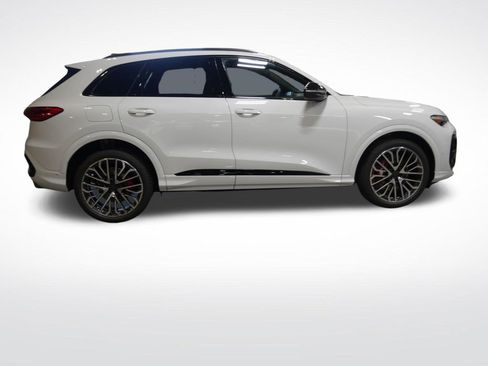 New 2026 Audi SQ5 Premium Plus AWD/4WD image 6