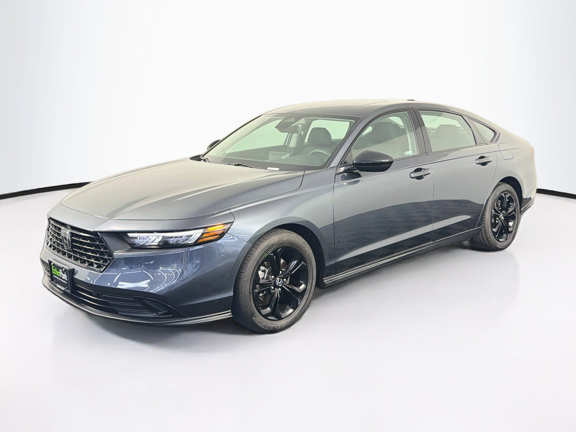 Used 2025 Honda Accord SE image 3