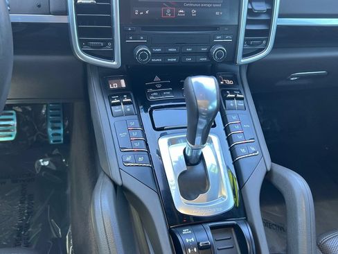 Used 2017 Porsche Cayenne S AWD/4WD image 20