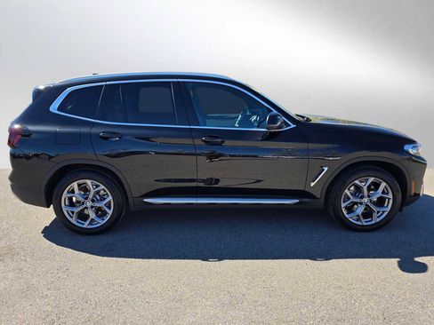 Used 2023 BMW X3 xDrive30i w/ Premium Package image 2