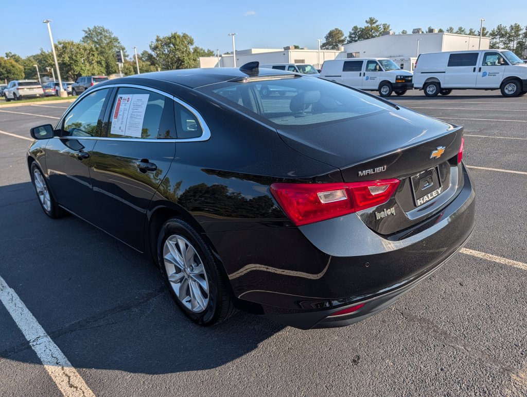 Used 2025 Chevrolet Malibu LT FWD image 23