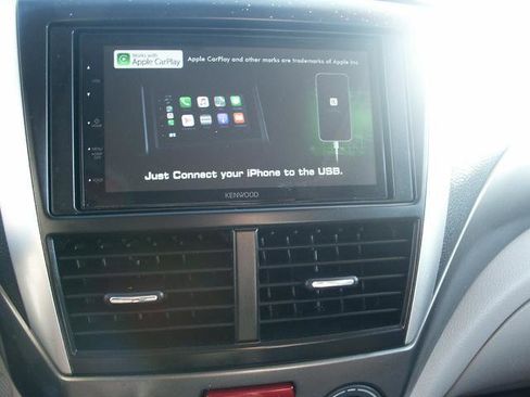 Used 2012 Subaru Forester 2.5X Premium w/ All-Weather Pkg image 11