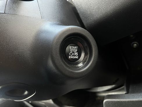 Used 2023 RAM ProMaster 2500 FWD image 18
