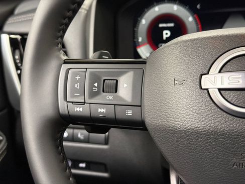 Used 2026 Nissan Rogue Platinum w/ Platinum Premium Package image 24