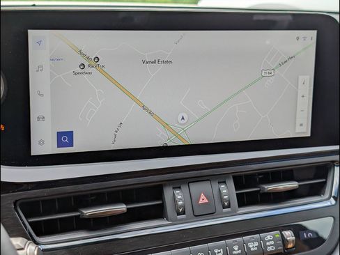 Used 2025 Lexus ES 350 Ultra Luxury FWD image 11