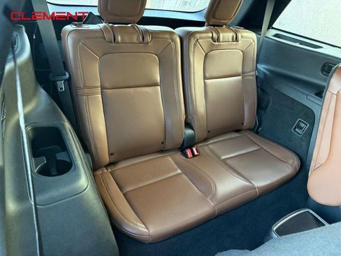 Used 2021 Lincoln Aviator Reserve w/ Equipment Group 208A image 14